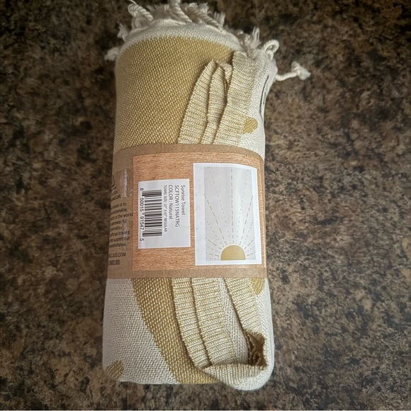 New Sand Cloud Sunrise Beach Towel - Picture 4 of 4